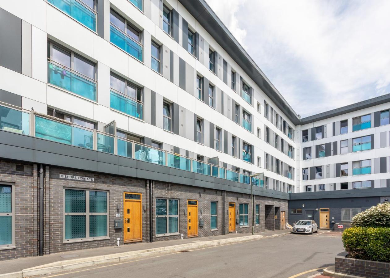 1 Bed Apartment - Redhill Central, Surrey, Gatwick #3 Exterior foto